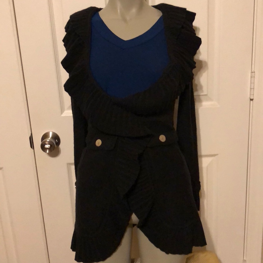 Cardigan-like sweater